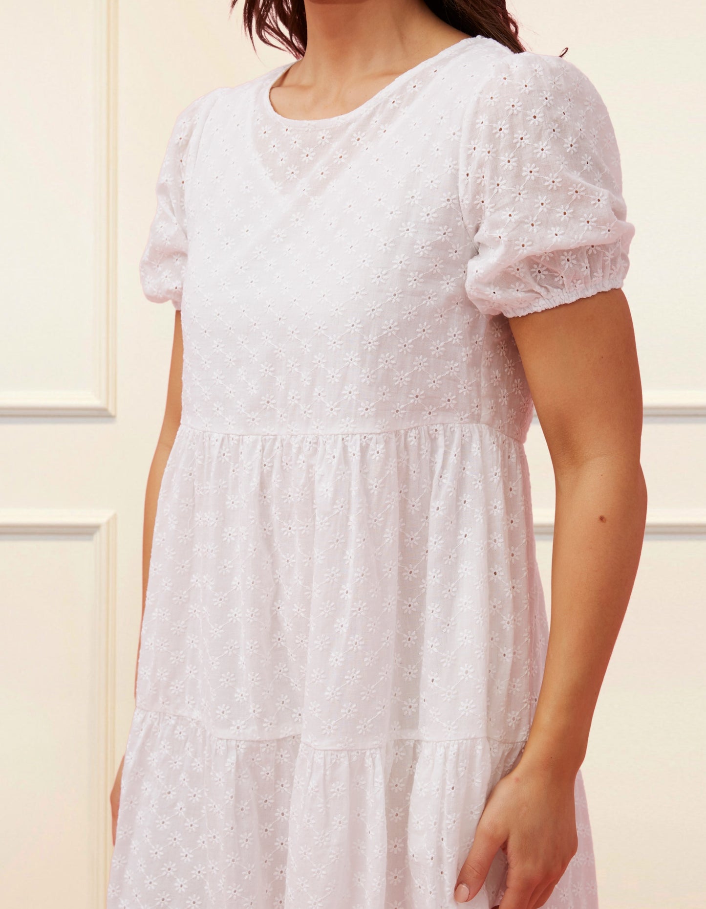 Sofia Dress Tiered Broderie Anglaise White - armamenter