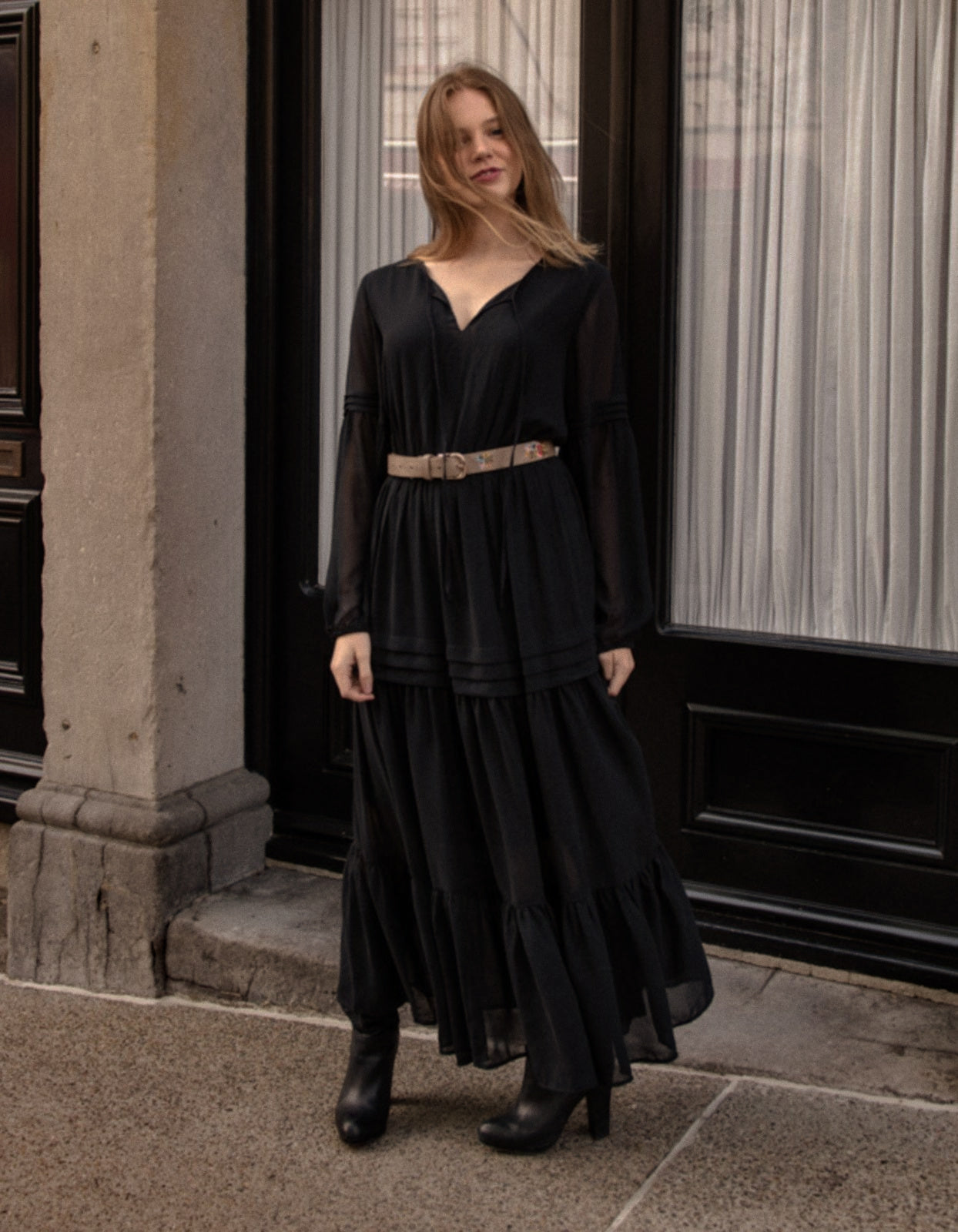 Raissa Midi Dress Tiered Solid black - armamenter